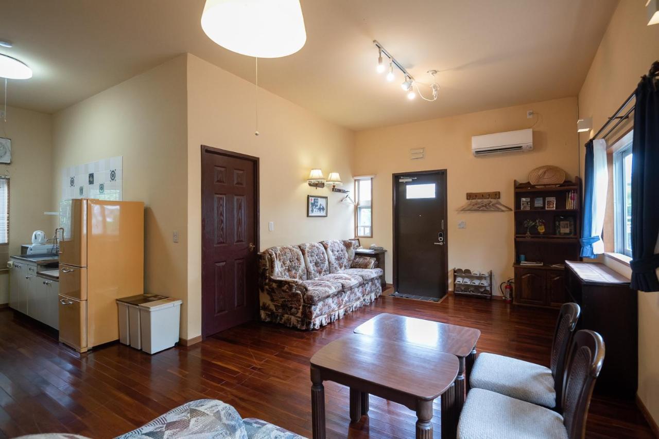 コテージなかどまり Appartement Onna Buitenkant foto